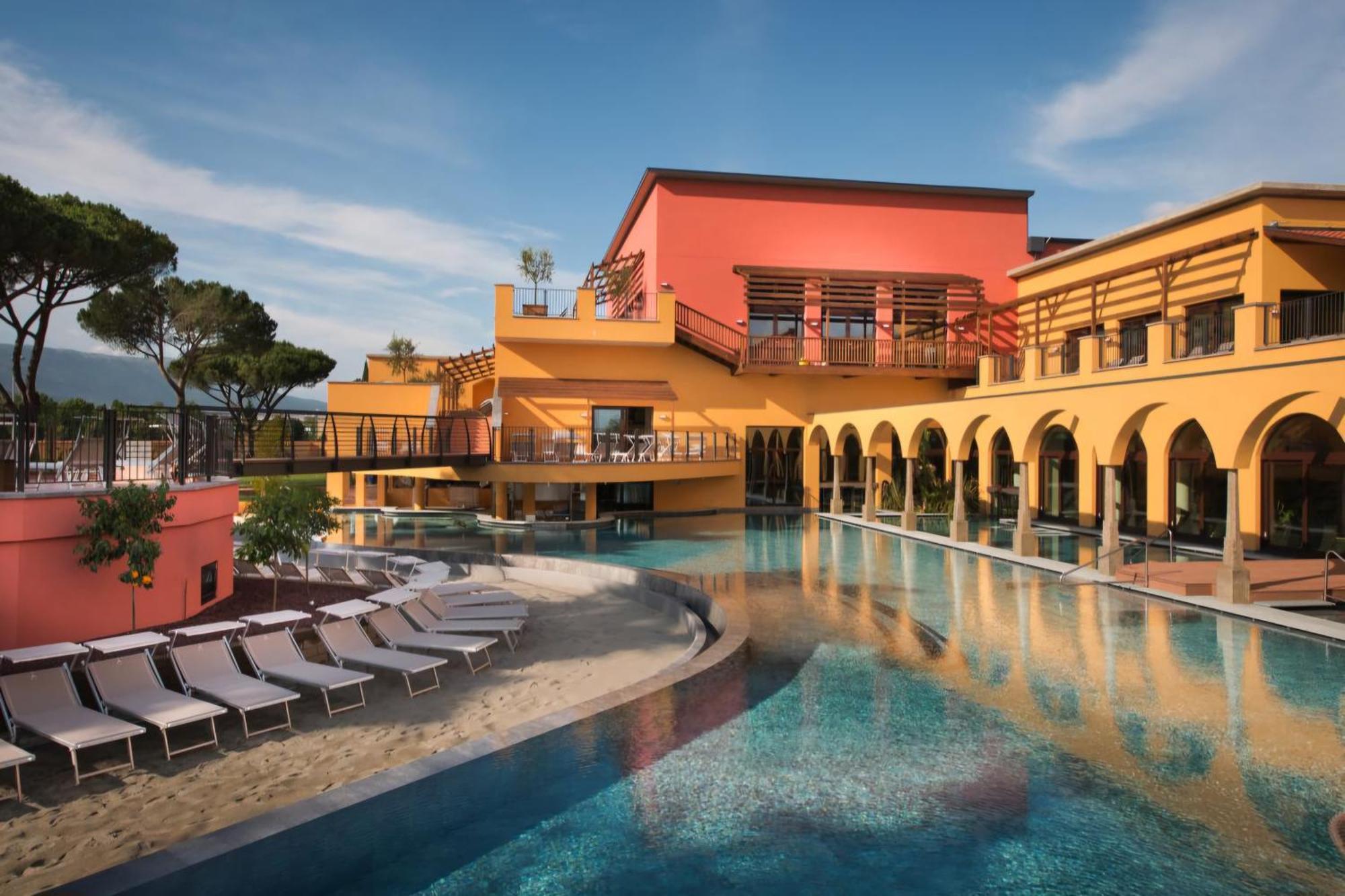 Midori House Florence กัมปีบีเซนซีโอ ภายนอก รูปภาพ