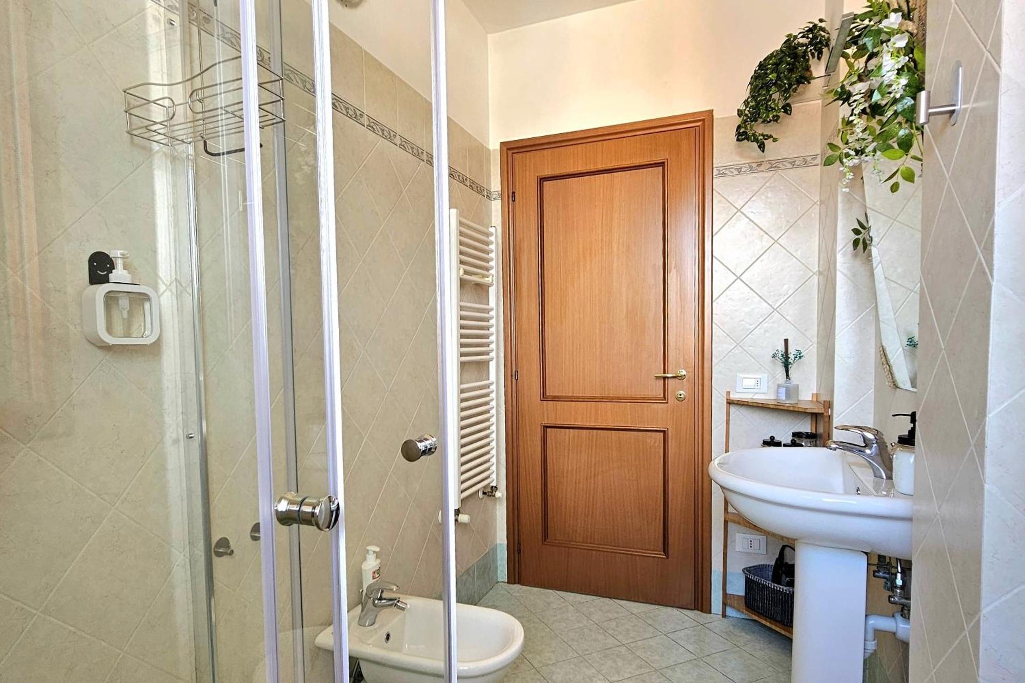 Midori House Florence กัมปีบีเซนซีโอ ภายนอก รูปภาพ