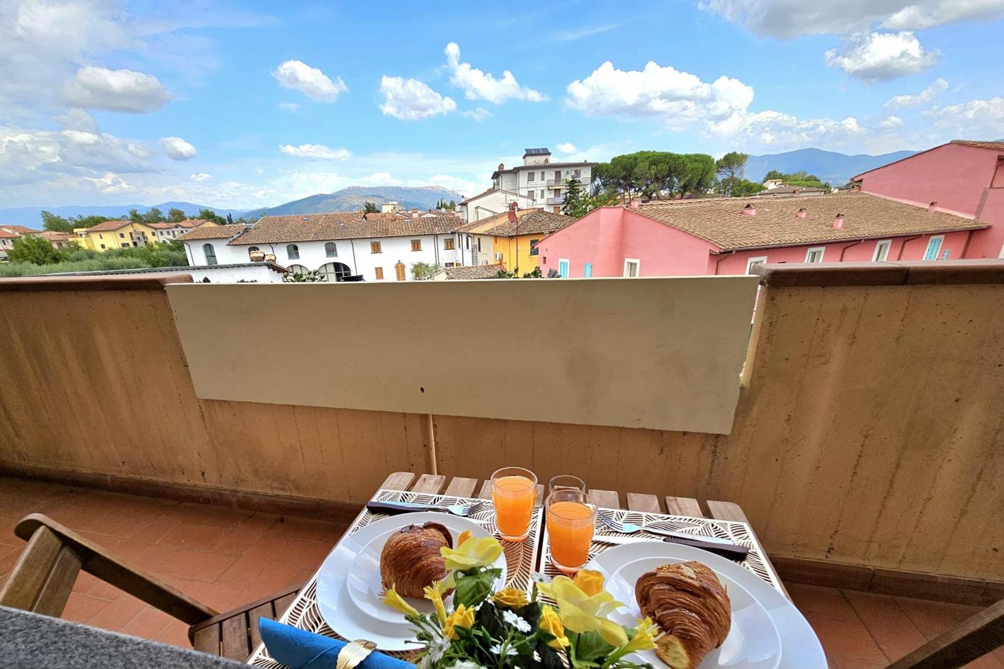 Midori House Florence กัมปีบีเซนซีโอ ภายนอก รูปภาพ