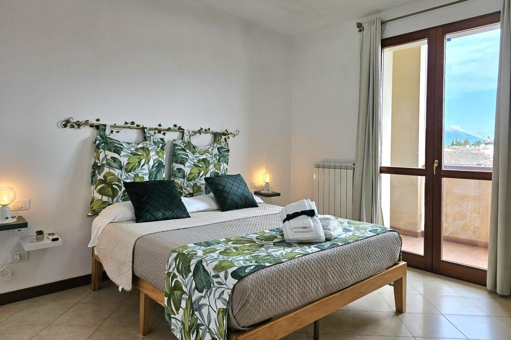 Midori House Florence กัมปีบีเซนซีโอ ภายนอก รูปภาพ